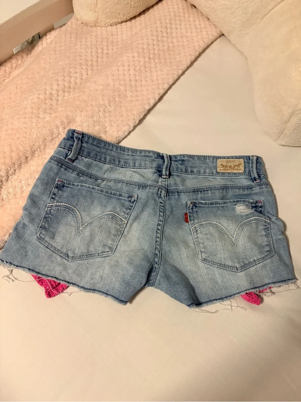 Vintage Levi's Light Blue Denim Shorts with Pink Lace Accent